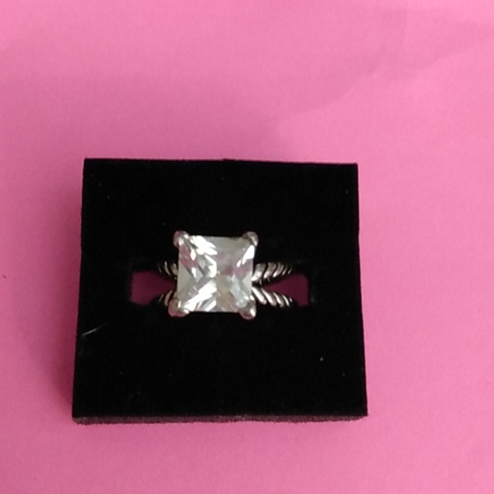 Vintage Prestige Costume Jewelry Stirling silver cubic zirconia ring